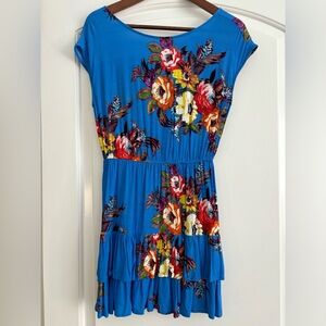 Scoop back floral tiered dress